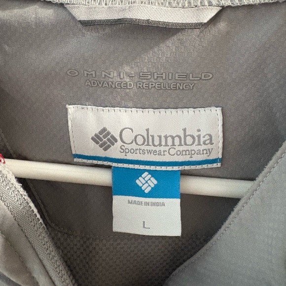 WSU Columbia Gray Hooded Rain Jacket - Omni Shield - Picture 3 of 5